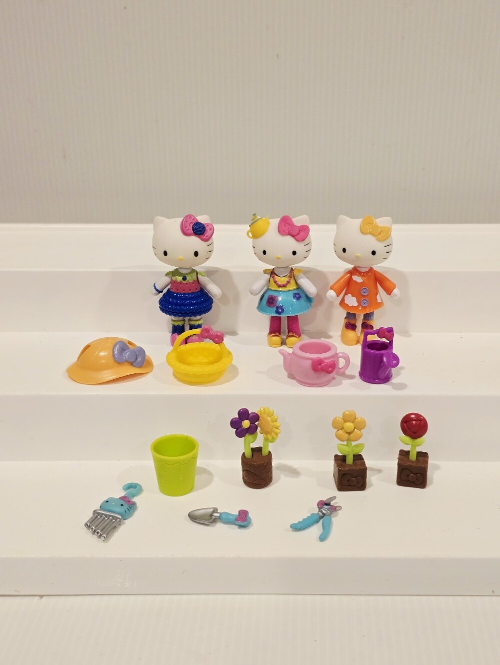 XOXO Hello Kitty Garden Bloom Doll and Accessories Set